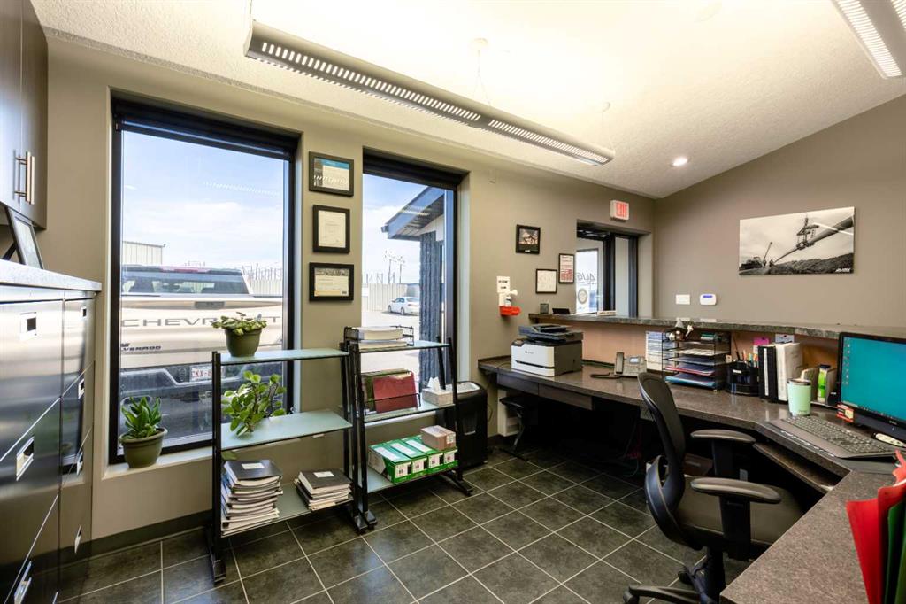 32 & 36 Industrial Drive SE