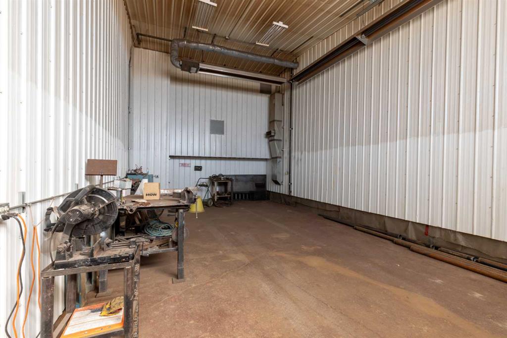 32 & 36 Industrial Drive SE