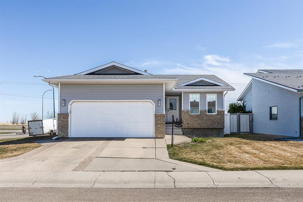 901 7 Street SE, Redcliff
