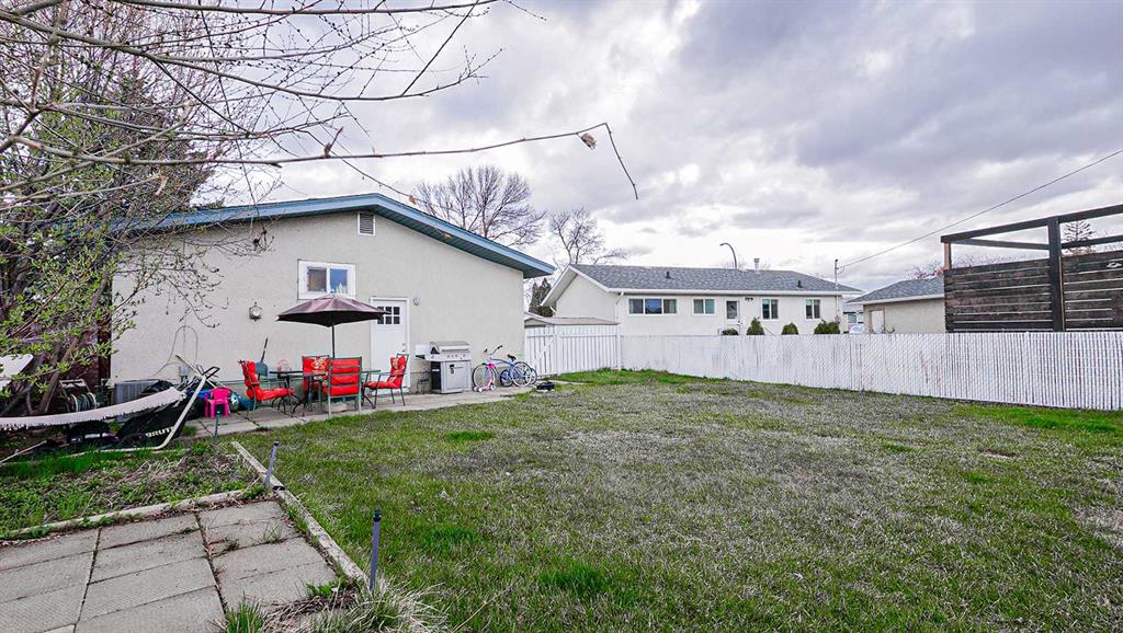 204 Colter Crescent NW