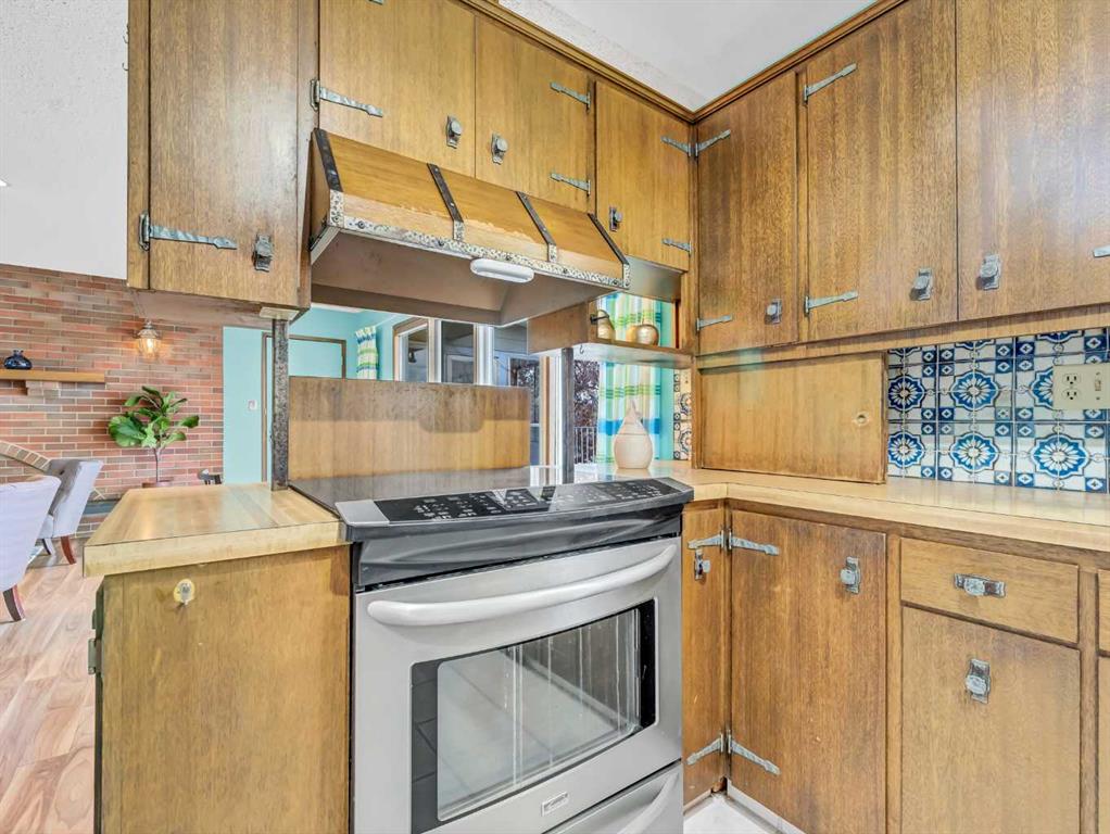 35 Garden Place NW