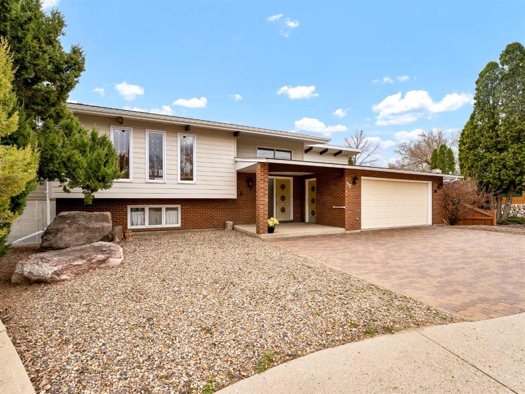 35 Garden Place NW
