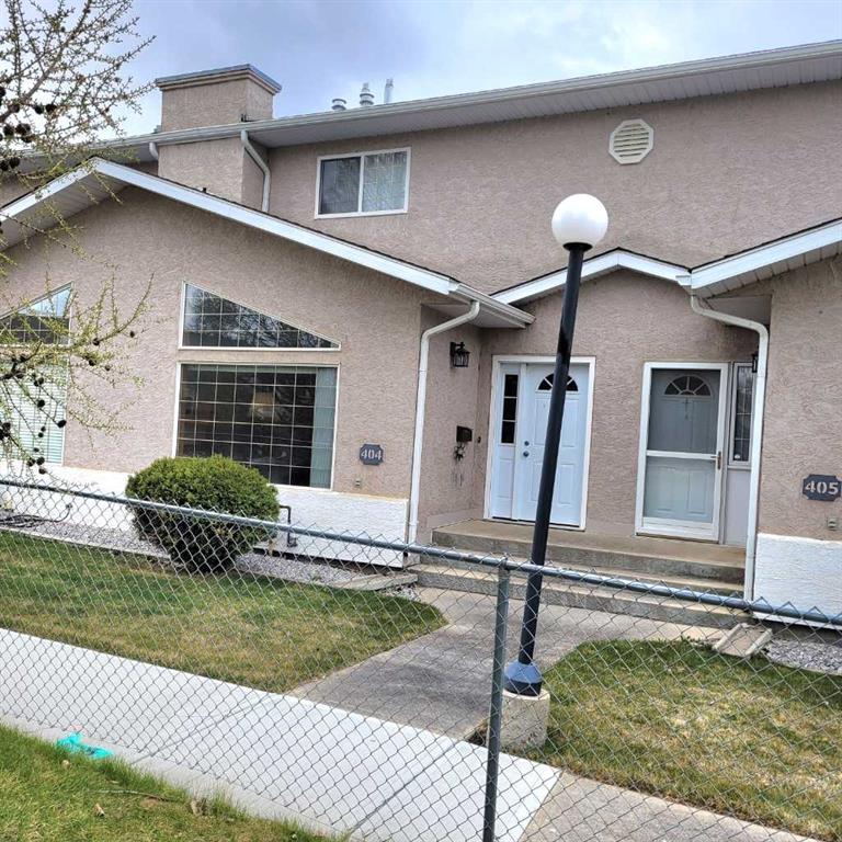 #404 165 South Ridge Drive SE, Medicine Hat